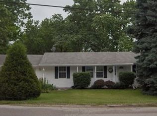 1113 Boschert Dr, Saint Charles, MO 63304