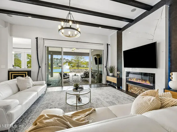 588 OXFORD ESTATES Way, St. Johns, FL 32259