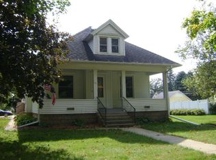 631 3rd Ave E, Cresco, IA 52136