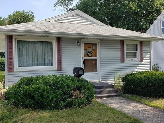 2nd image of 316 W Hubbard Ave
