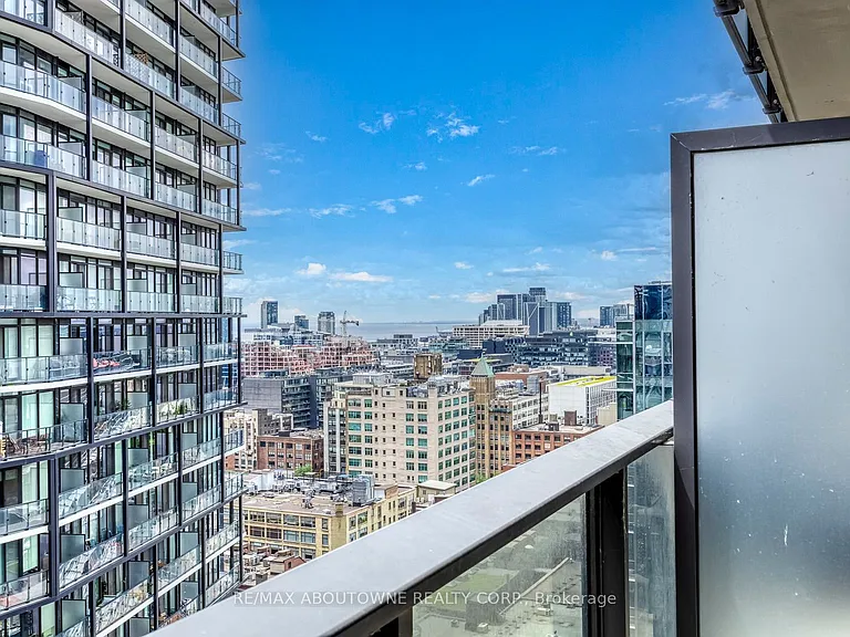 330 Richmond St W #2601 — Photo 13