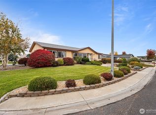 877 J Street SE, Ephrata, WA 98823