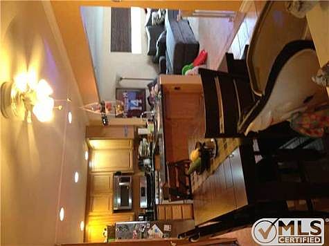 4th image of 3195 Magellan St