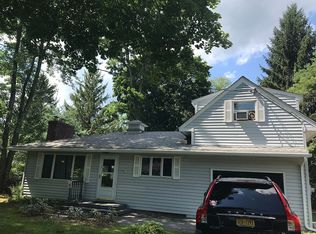 5 Lake Shore Dr, Copake, NY 12516