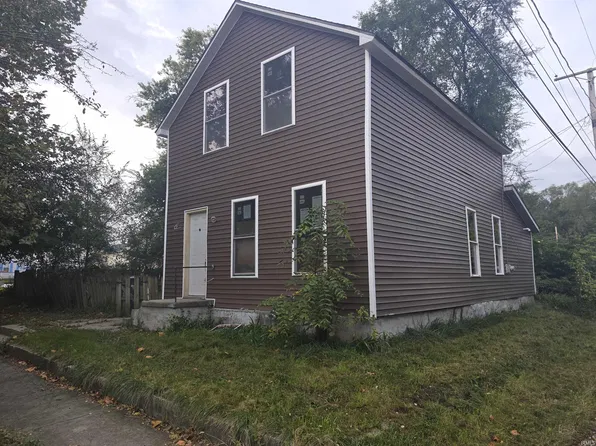 517 S 9th St, Elkhart, IN 46516