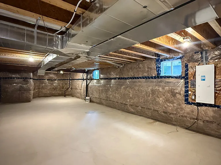 222 N Park Blvd — Photo 36