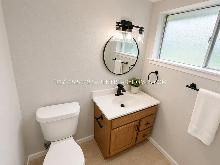 6052 Holiday Ln — Photo 7