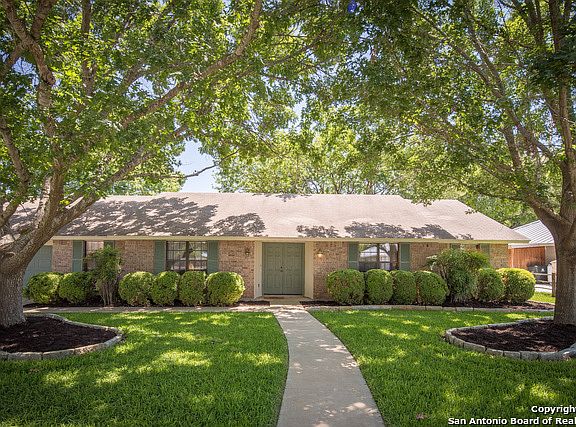 2nd image of 1214 Clearwater Dr