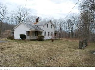 11742 Hervie Rd, Chesterland, OH 44026