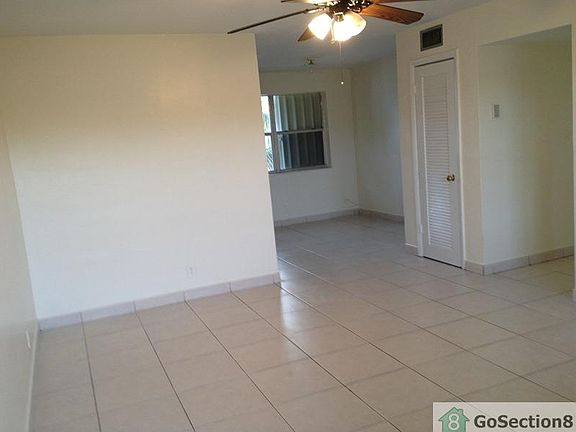 4th image of 5270 SW 90th Way #1
