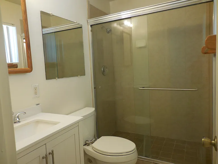 1305 E Don Carlos Ave — Photo 13