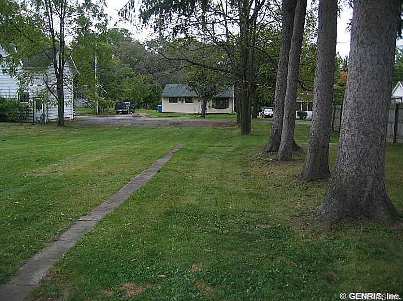 2nd image of 315 Main St