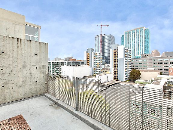4th image of 855 Folsom St APT 916