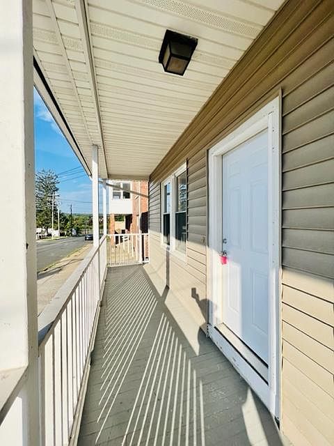 Front of property with Porch