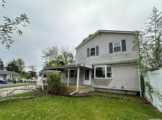 158 Charter Oaks Ave, Brentwood, NY 11717