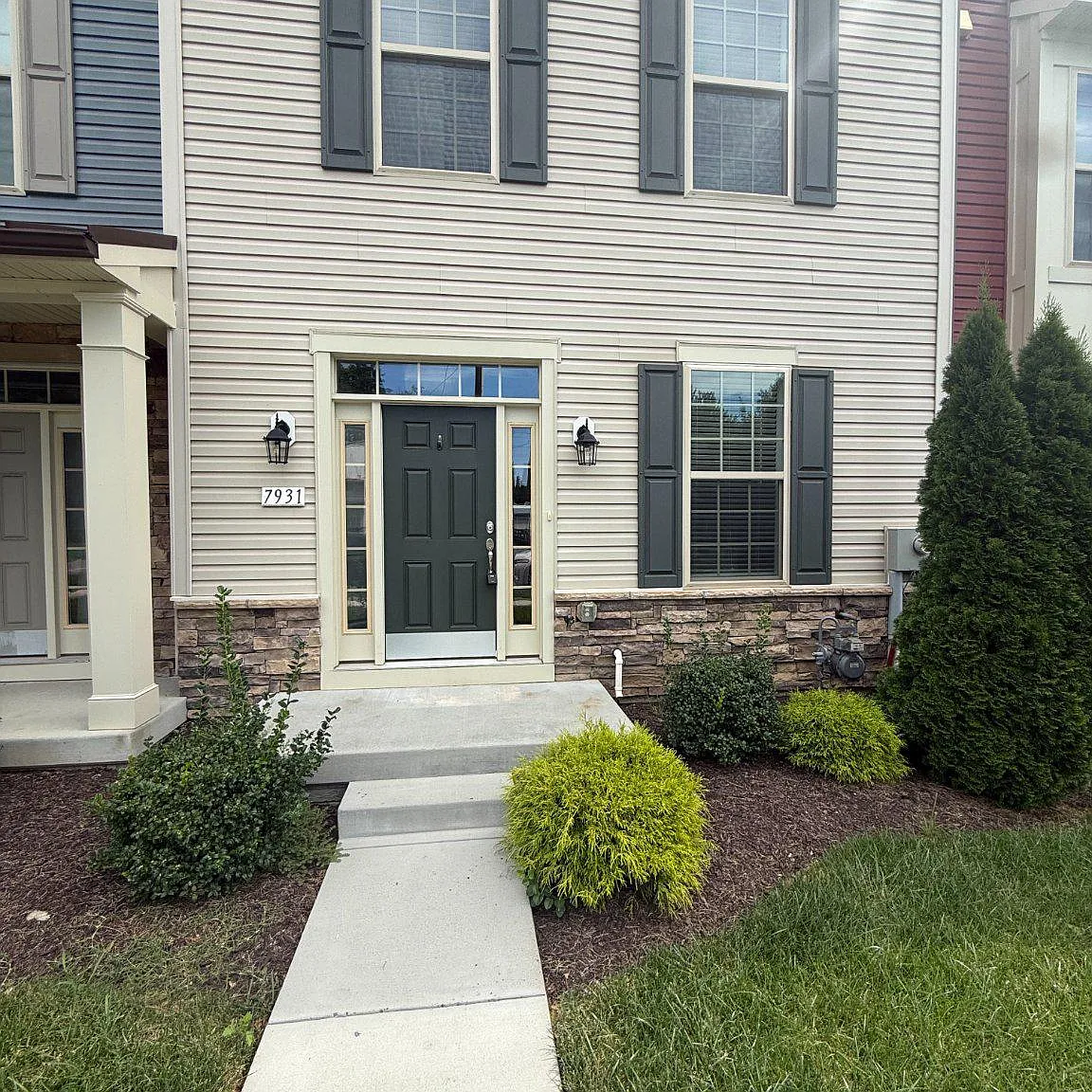 4 bed, 3.5 bath, 1980 sqft, $2,900 — Photo 2