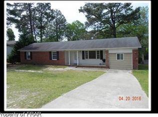 225 Brewster Dr, Fayetteville, NC 28303