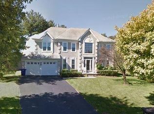 2 Marlowe Cir, Medford, NJ 08055