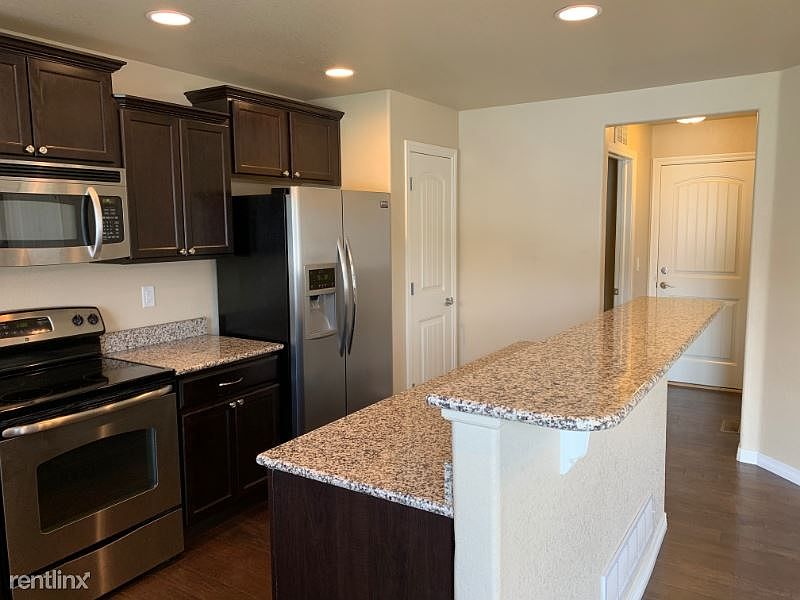 1st image of 407 Wind River Dr