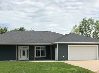 2435 22nd St SE, Minot, ND 58701
