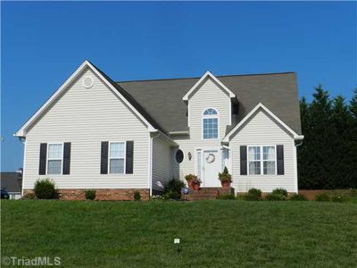 272 Townsend Ridge Dr, Winston Salem, NC, 27107