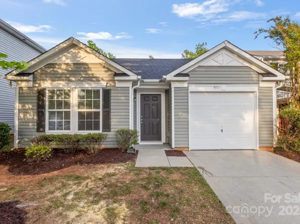 7616 Monarch Birch Ln, Charlotte, NC 28215