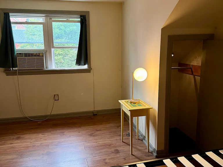 255 W Walnut St #2 — Photo 9
