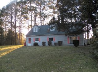 31067 King William Rd, West Point, VA 23181