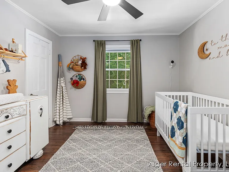 1039 Alger St SE — Photo 14