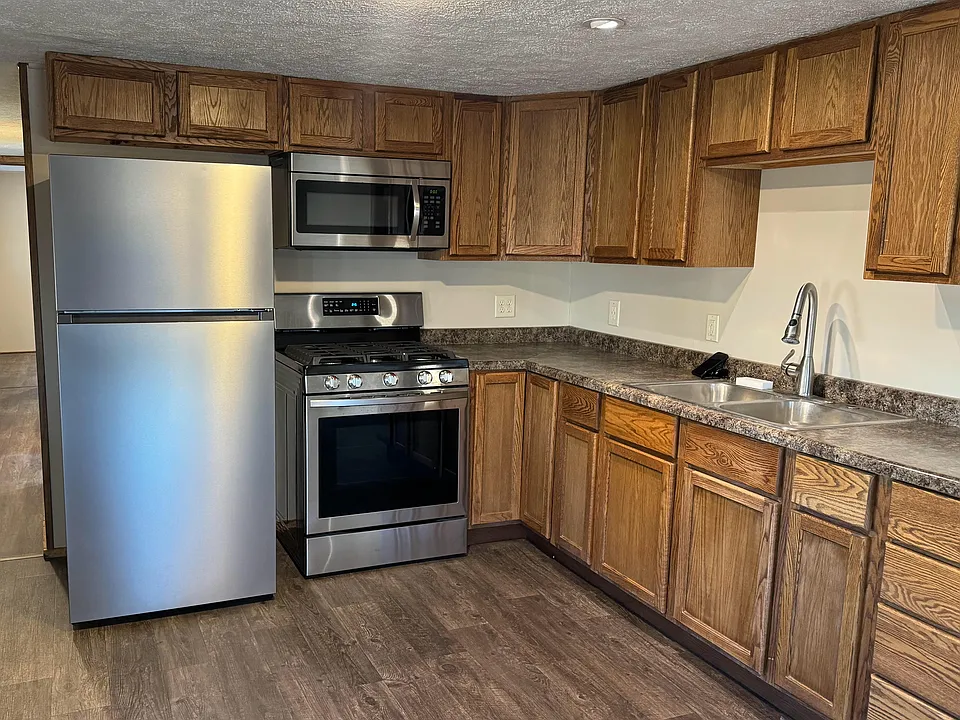 4664 Highway 30 W #84