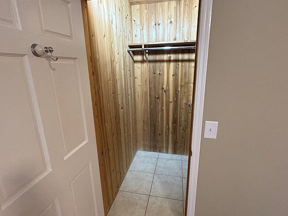 5th image of 3315 Bryant Ave S APT 102