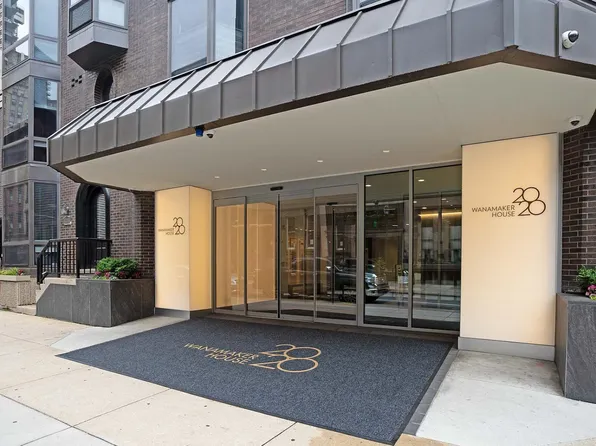 2020 Walnut St APT 9M, Philadelphia, PA 19103