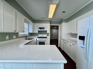 869 Parkway Dr, Natchitoches, LA 71457