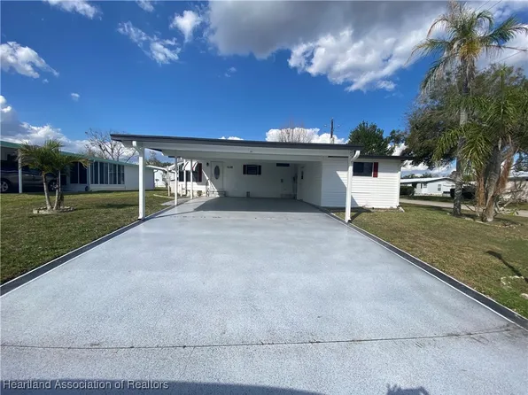418 Skylark Dr, Sebring, FL 33875