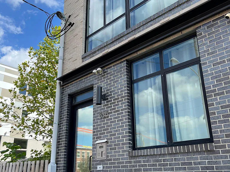 535 Budd St #D3 — Photo 12