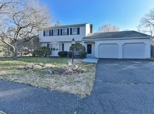 28 Spring Valley Rd, Worcester, MA 01609