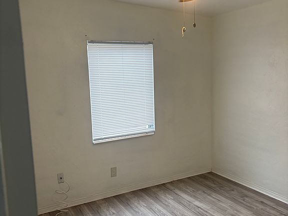 2nd image of 3000 24th Ave N