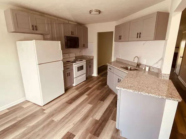 103 Britain Ct, Newark, DE 19702