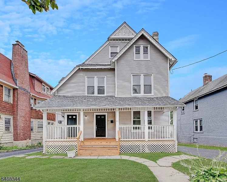 111 N Fullerton Ave #2