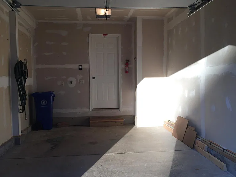 202 Pine Valley Dr — Photo 3