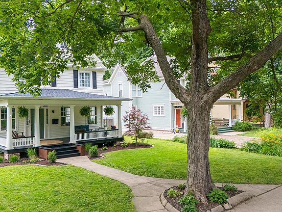 4th image of 1409 W Moss Ave
