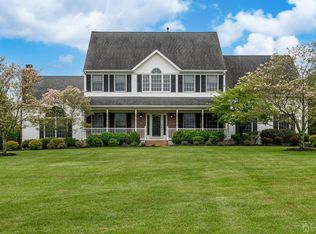 16 Dehoff Dr, Flemington, NJ 08822