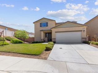 1023 Barberry Ln, Calimesa, CA 92320
