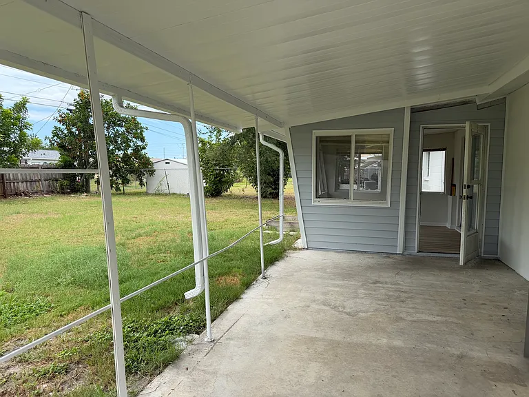 4518 Groveland St — Photo 19