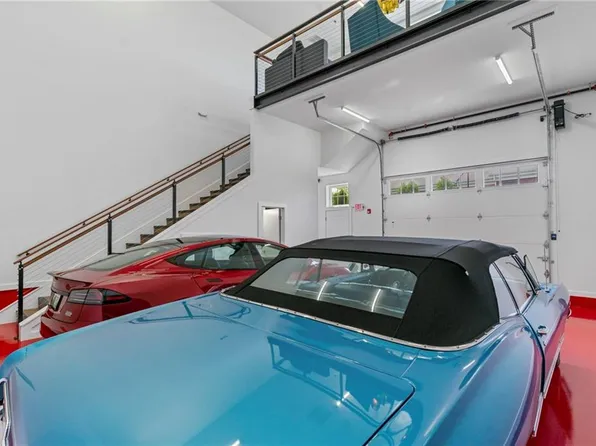 55 John Clarke Rd #23, Middletown, RI 02842