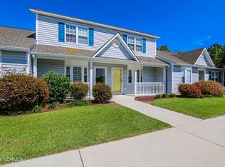 702 Courtyard E, Beaufort, NC 28516