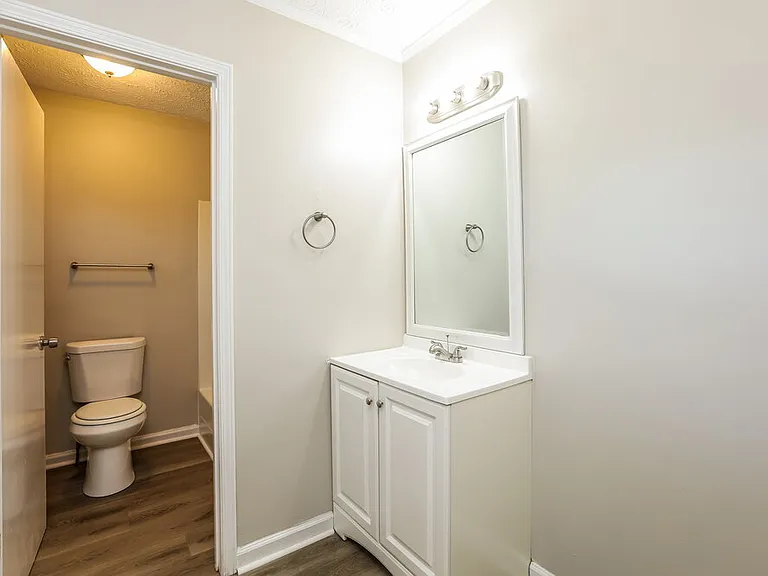 6512 Mitchell Ln SW — Photo 11