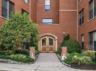 74 Kent St #C6, Brookline, MA 02445