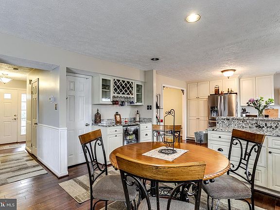 4th image of 10706 Grangerford Ct