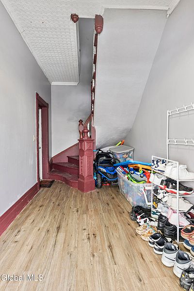 4th image of 172 6th Avenue
